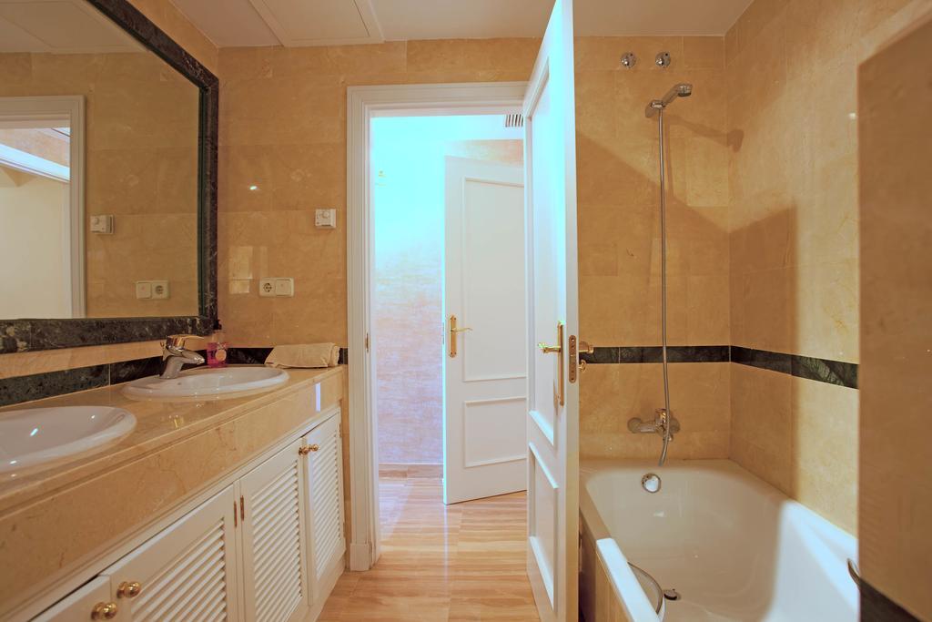 Hacienda Elviria Apartment Marbella Luaran gambar